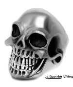 Bague Skull de Géant en Acier