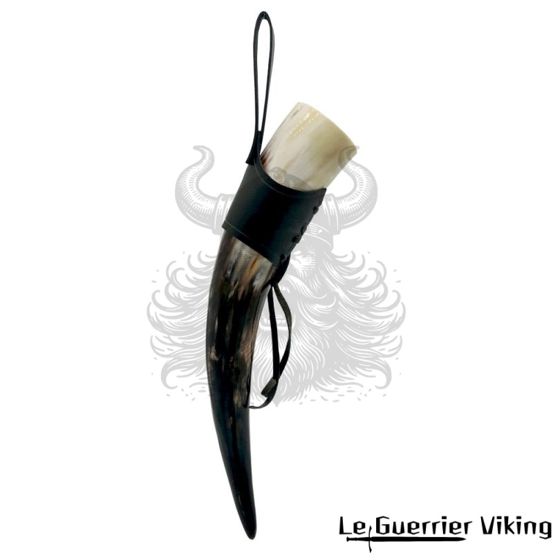 Corne à Boire Viking Avec Attache Ceinture